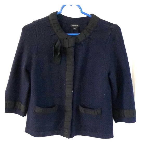 Ann Taylor Sweaters - 🔥BOGO 50%🔥 Ann Taylor cardigan Ann Taylor Sweaters - 🔥BOGO 50%🔥 Ann Taylor cardigan